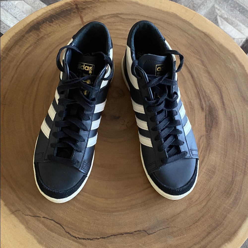 Adidas High-Top Classic Sneakers 👟